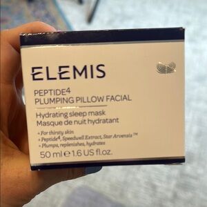 New in box Elemis Peptide4 Plumping Pillow Facial - Hydrating Sleep Mask